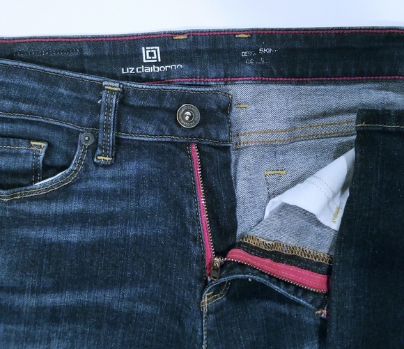Liz Claibourne blue jeans - Picture 2 of 4